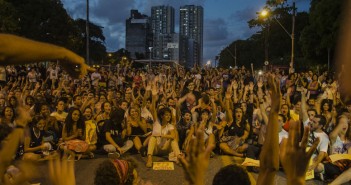 Ivan Moraes Filho debate o Ocupe Estelita com Samarone Lima Foto: Marcelo Soares/Divulgação