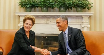 WikiLeaks: NSA espionou assistente pessoal de Dilma e avião presidencial Dilma Rousseff é recebida por Barack Obama no EUA. Foto: Agência Brasil