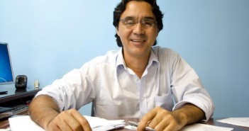 “A economia solidária deve migrar para o meio urbano e alavancar uma outra economia” Maurício Moromizato, prefeito de Ubatuba (SP). Foto: Reprodução site Brasil Debate