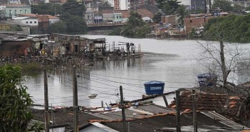 Ao falar sobre Rio Capibaribe, Geraldo ignora projeto de Eduardo Campos que não saiu do papel rio-capibaribepalafita