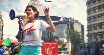 Bloco-ônibus “Eu Acho é Caro” desfila neste domingo (18) Fotos de Juliano da Hora (3)