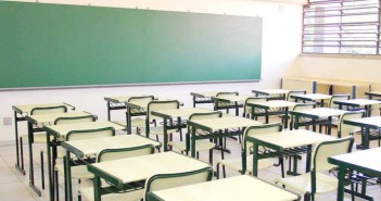 Danielle usa dados inflados para criticar educação Bancas vazias