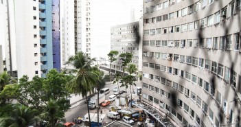 Desocupação do edifício Holiday, quem se responsabiliza? Edifício Holiday em Boa Viagem (Crédito: Inês Campelo/MZ Conteúdo)