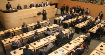 Vereadores do Recife aprovam, em primeira discussão, aumento para futuros prefeito, vice e secretários Câmara dos Vereadores do Recife (Crédito:Reprodução)