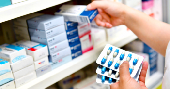 Com dívidas acumuladas, Pernambuco vai gastar em dobro para manter o fornecimento de remédios medicamentos