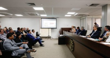 PEC que abre caminho para usina nuclear em Itacuruba divide governistas na Alepe Itacuruba