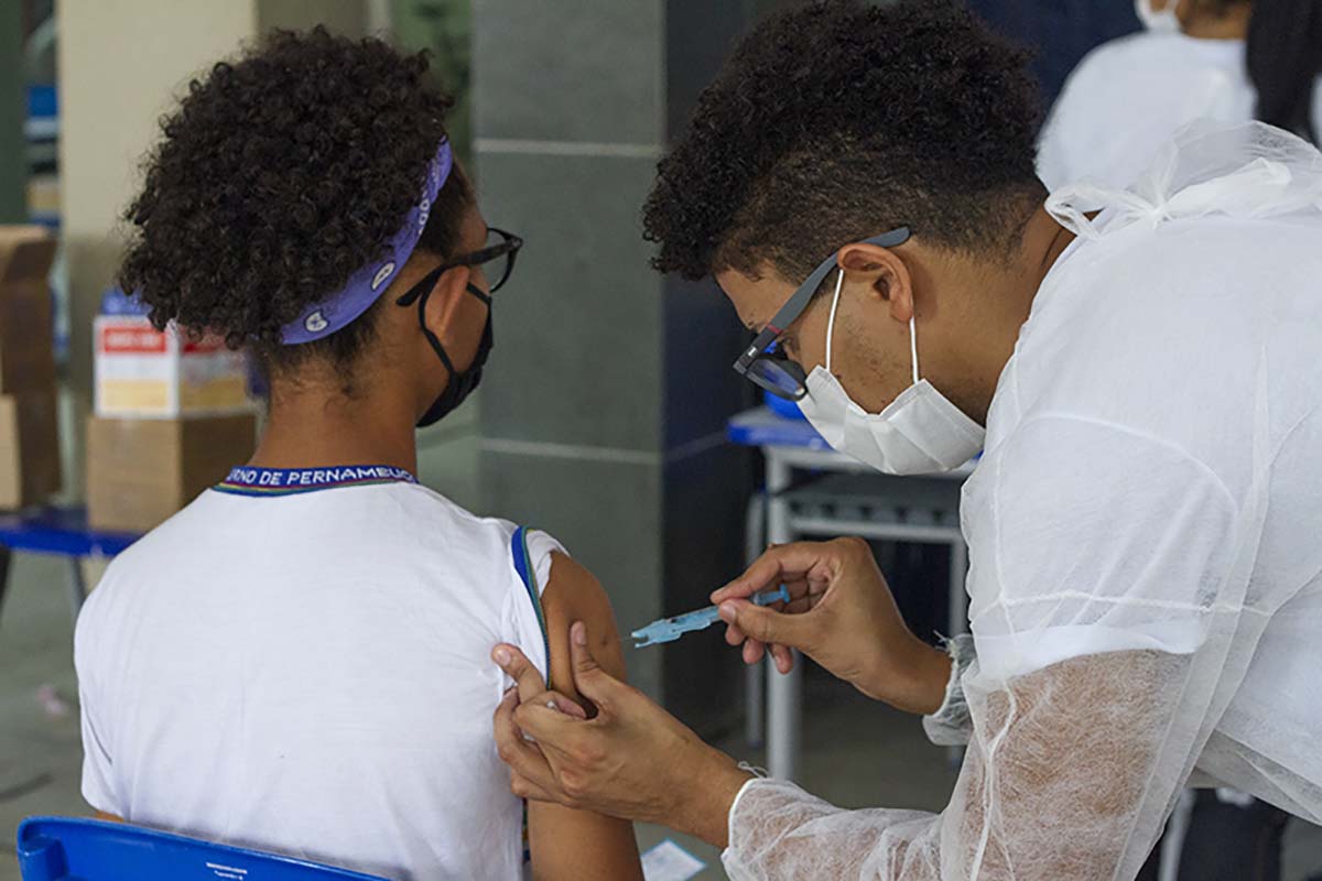 Vacinação nas escolas da rede pública de Pernambuco