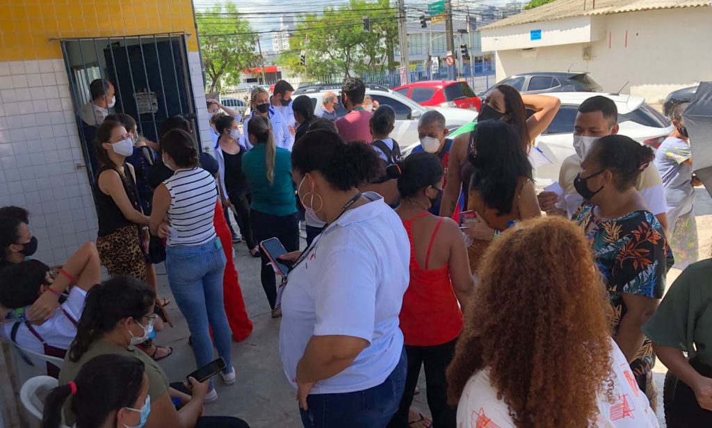 Fila para teste de covid-19 no Recife