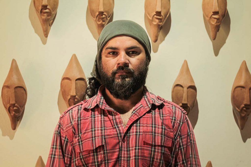 Humberto Botão ceramista caruaruense
