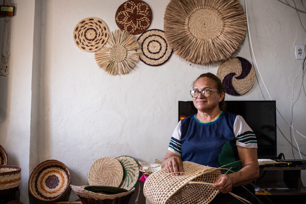 Artesanato como meio de mudança de vida das mulheres